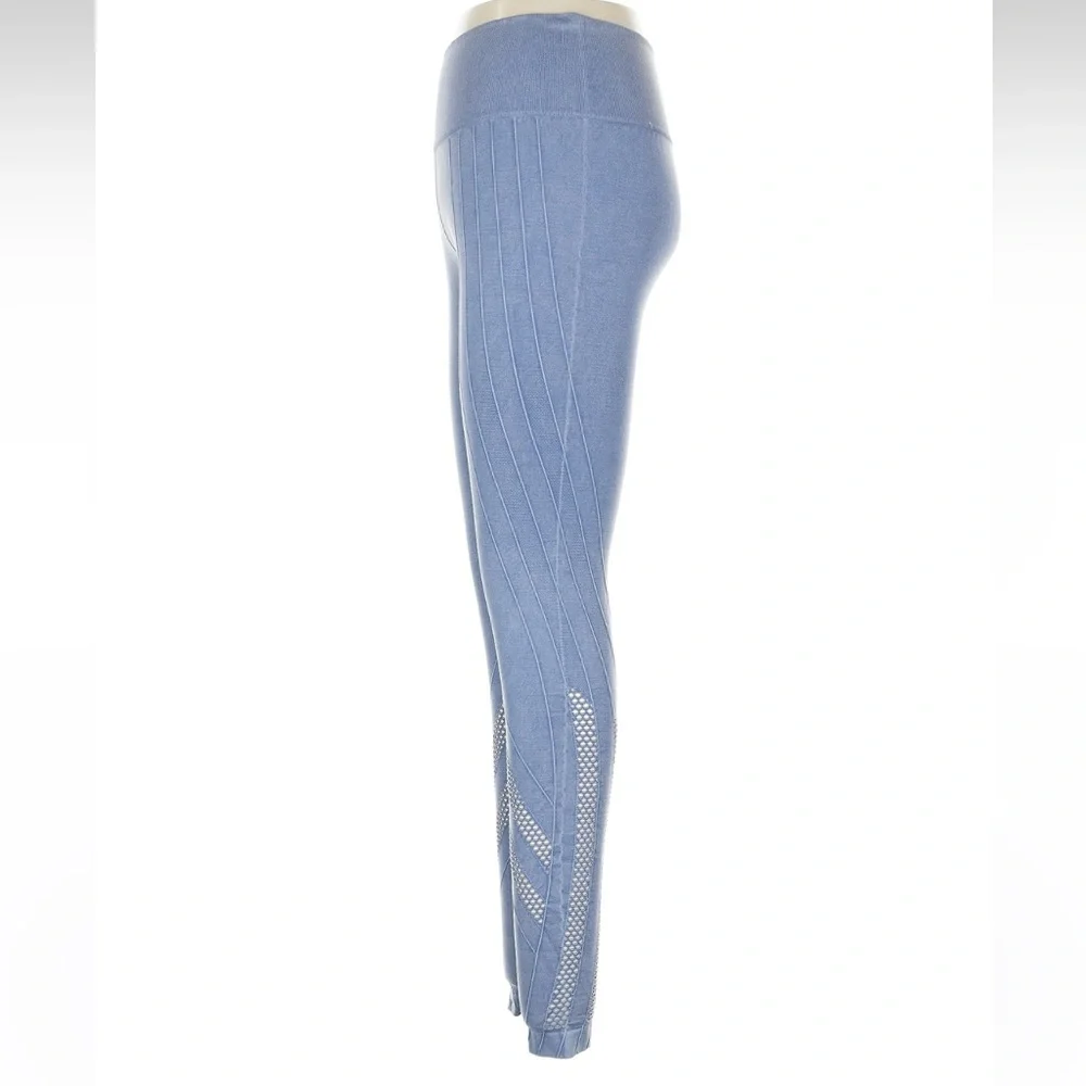 Betsey Johnson Performance Leggings Blue Grey Women’s Size Medium M Yoga Sporty